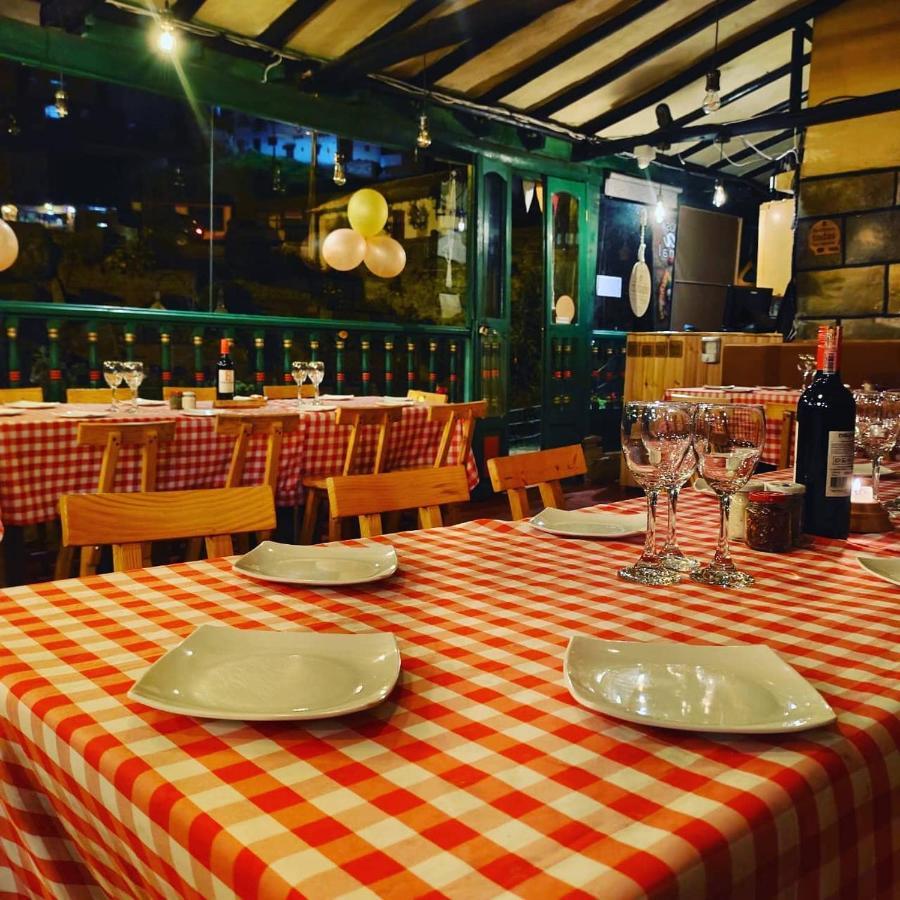 Hotel Calicanto Real Cafe Museo 몬구이 외부 사진